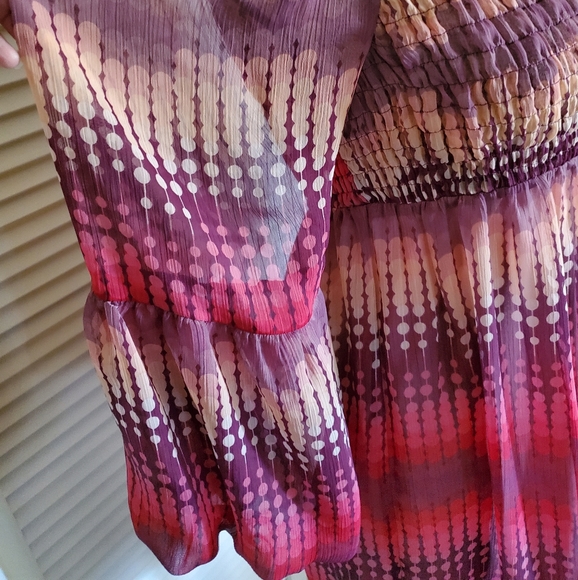 NWOT Babydoll Style or Off the Shoulder Dress - Picture 3 of 5